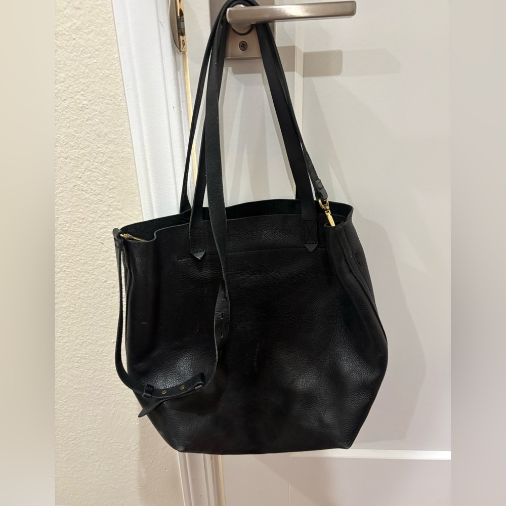 Madewell black bucket bag